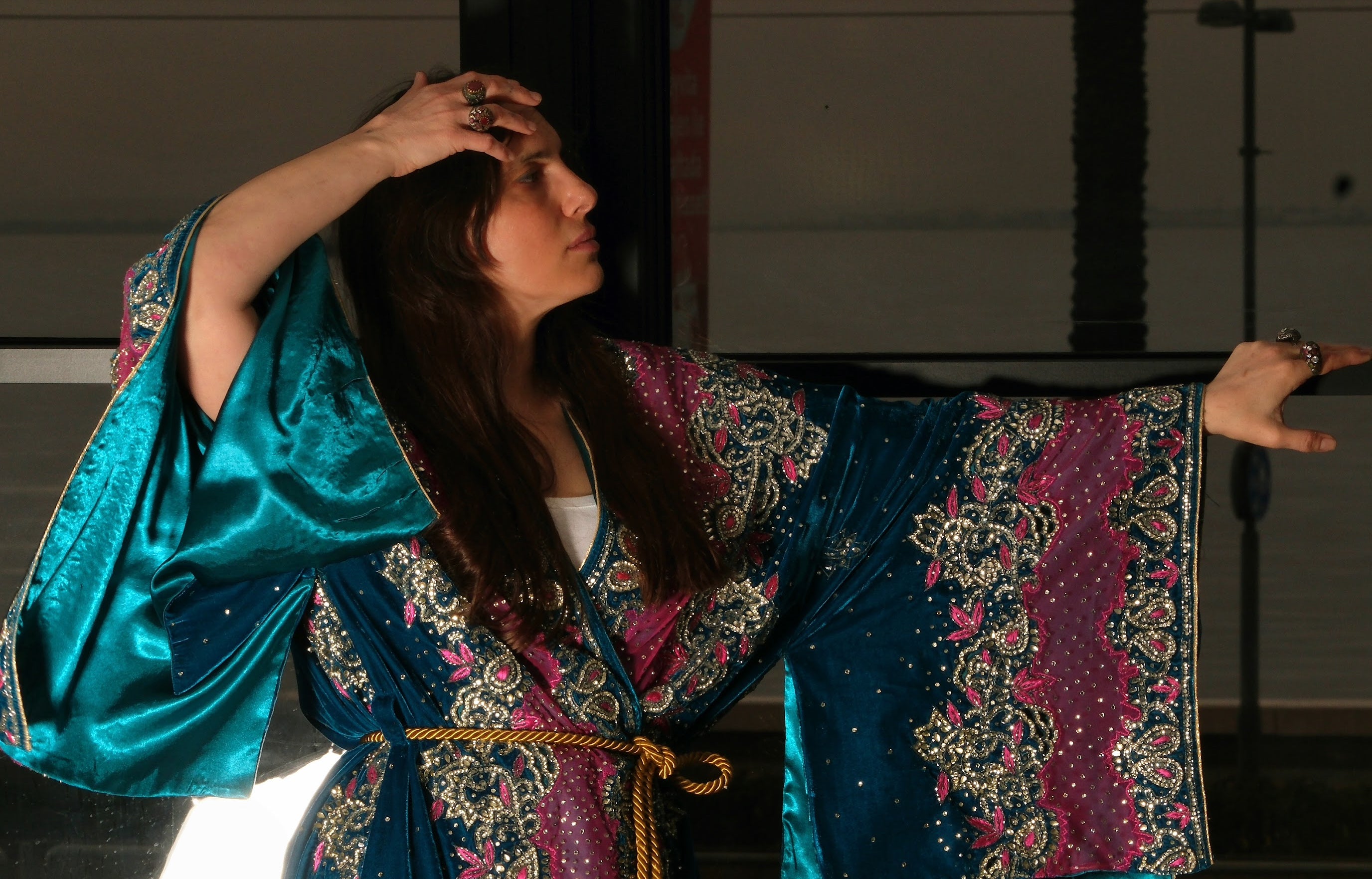 Taşlı Mavi Astarlı Kimono