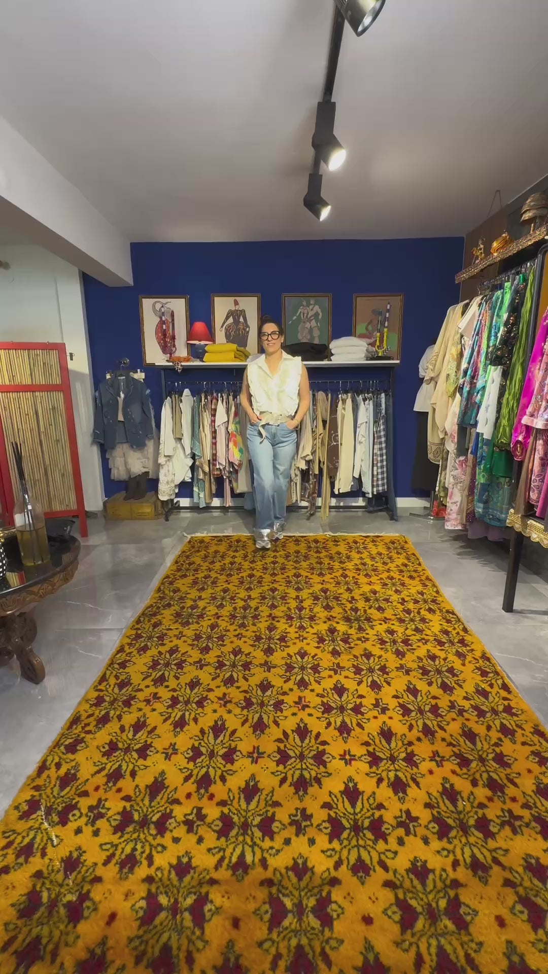 Parlak Paça Detaylı Jean Pantolon